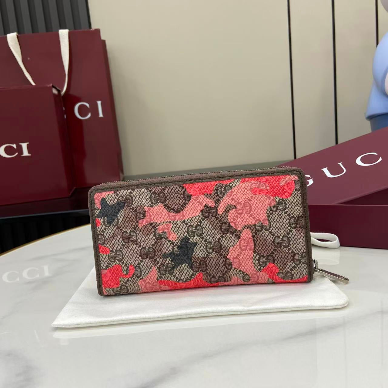 Gucci Long Zipped Wallet