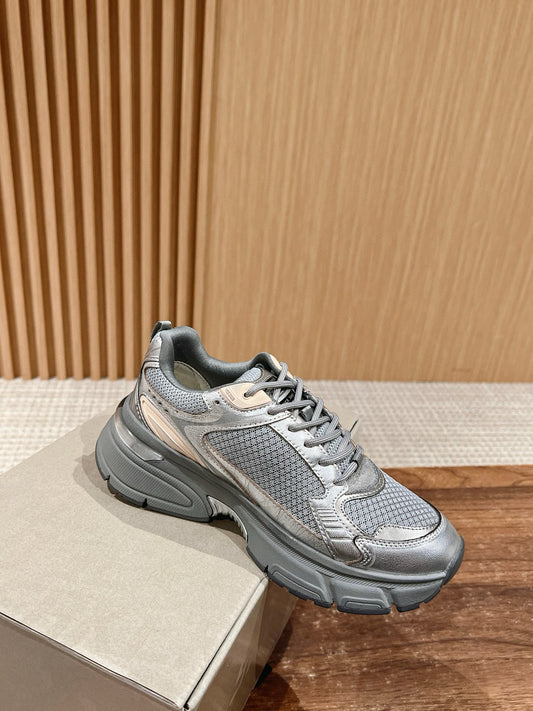 Golden Goose Sneaker