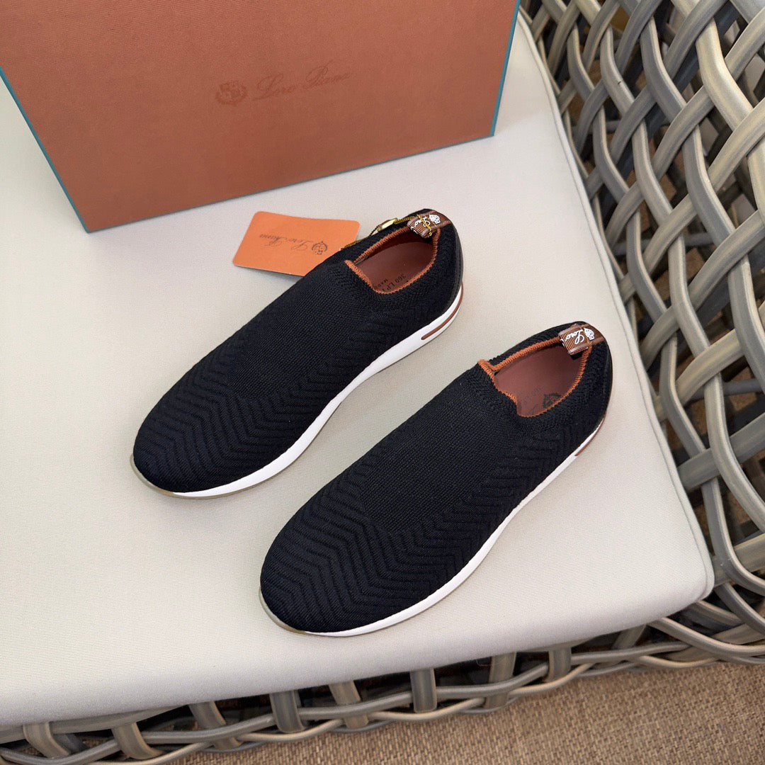 LP Sneakers