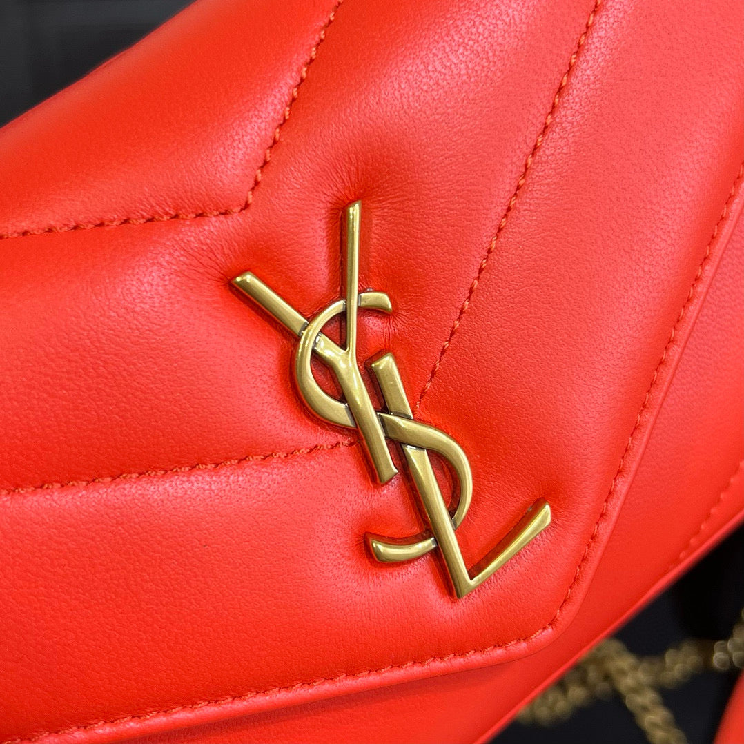 YSL Loulou Shoulder Bag 20x12x5cm