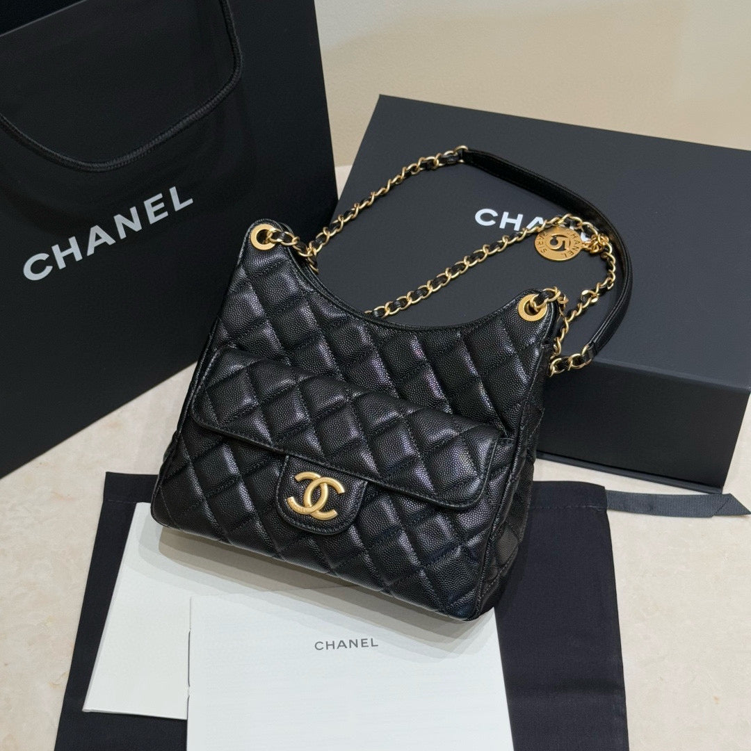 Chanel 23C Hobo (22.5x21.5x7cm)