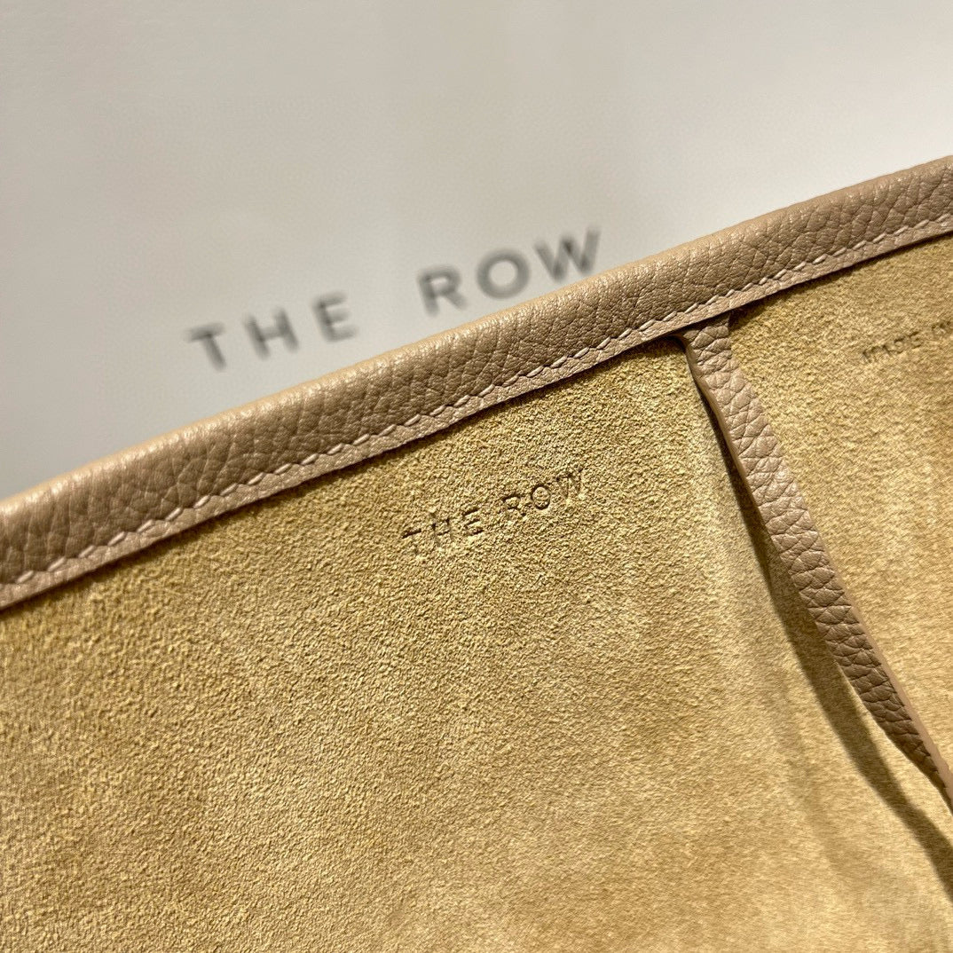 The Row Bucket Bag(30CM*28CM*15.5CM)