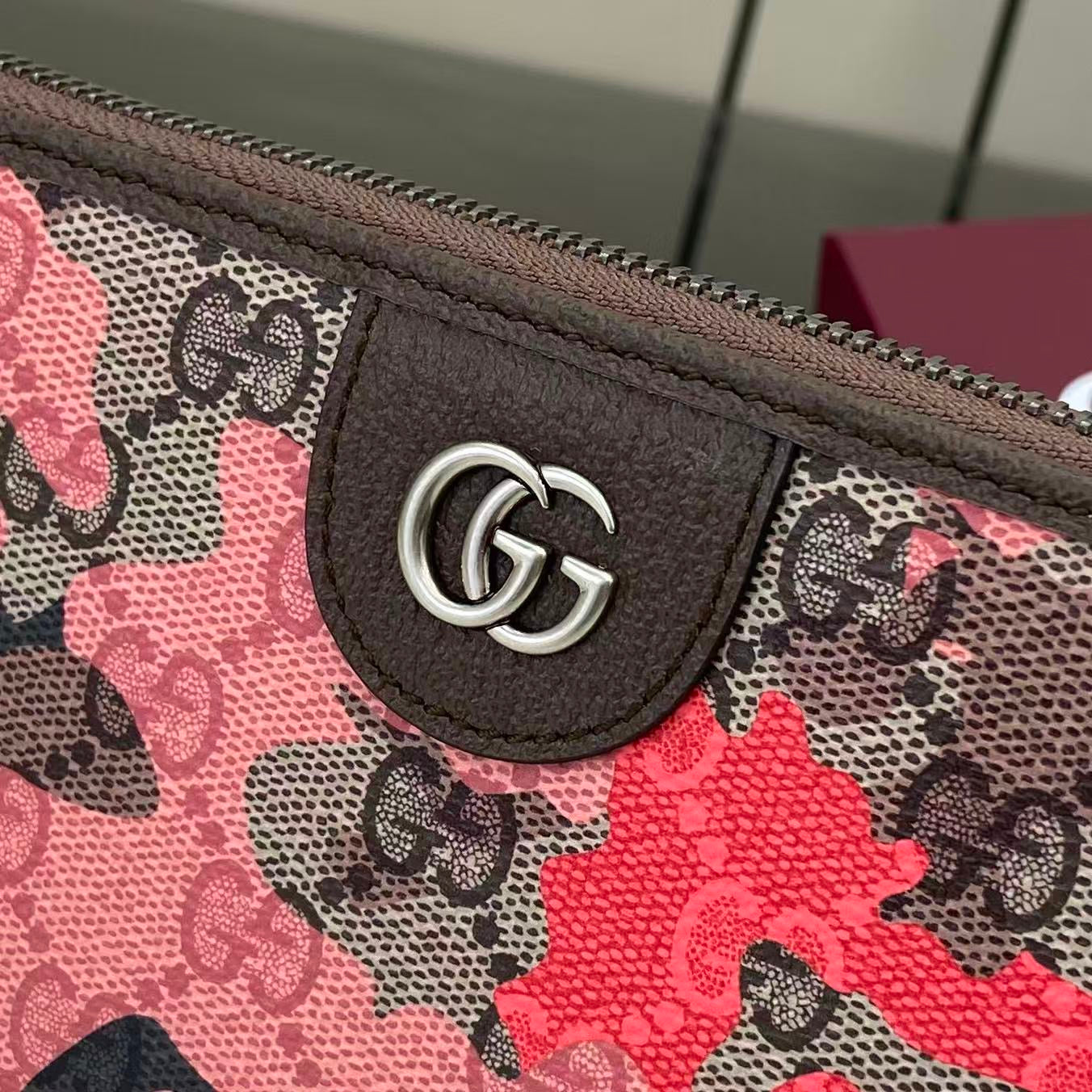 Gucci Long Zipped Wallet