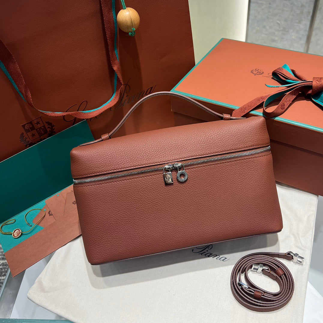 LP Extra Pocket L27 Handbag