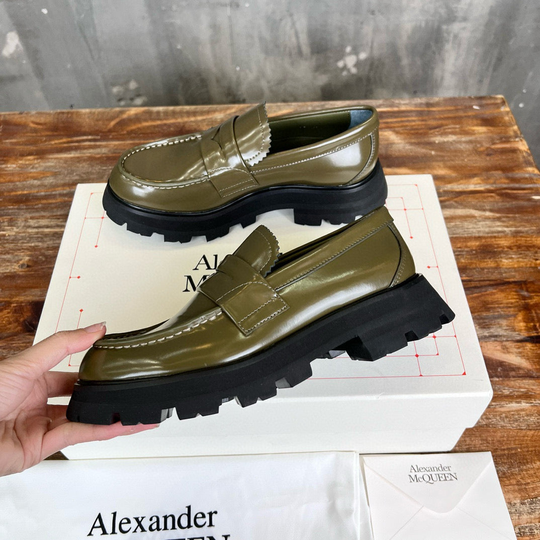 Alexander McQueen Loafer