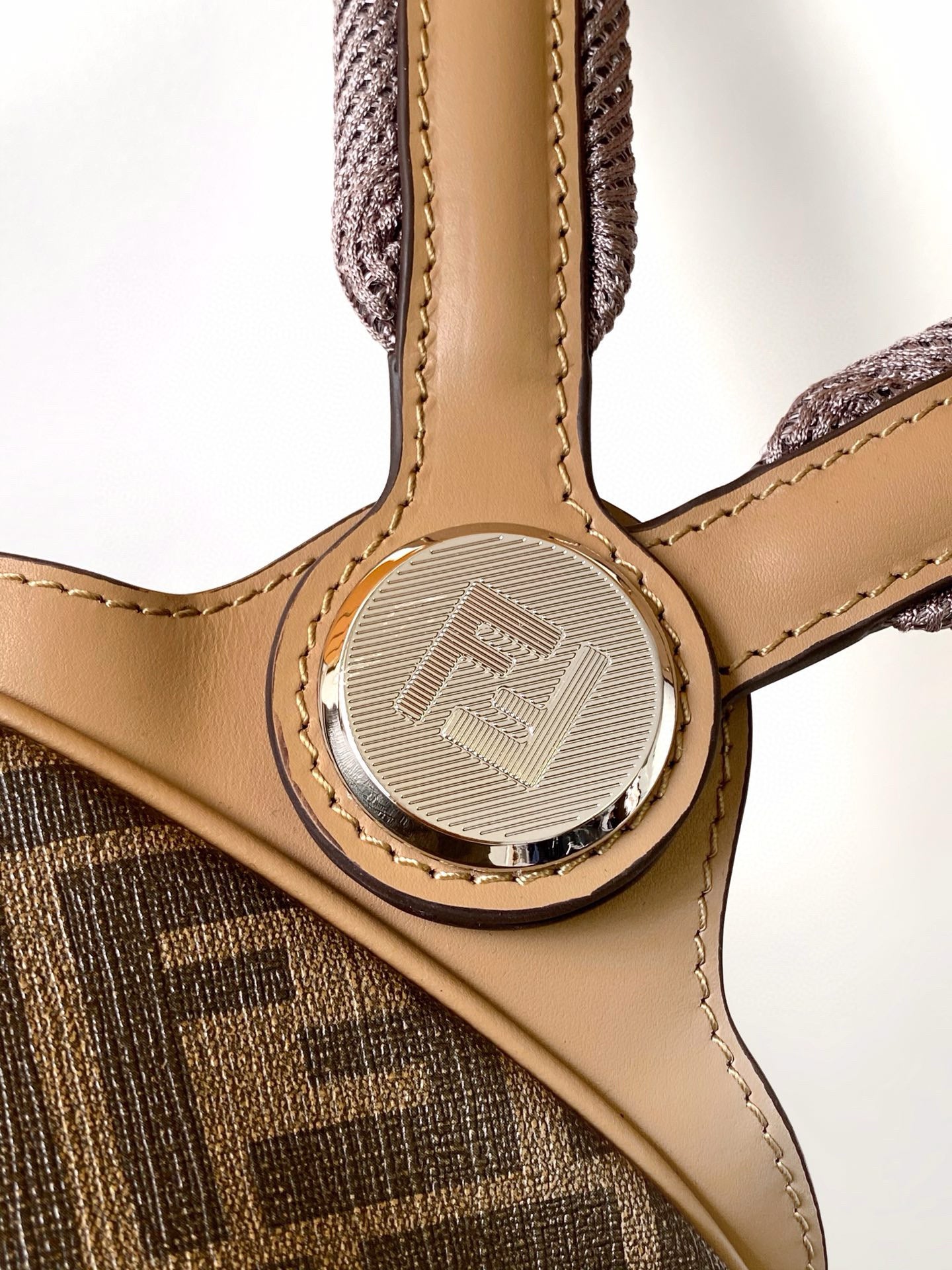 Fendi Backpack24-12-36CM