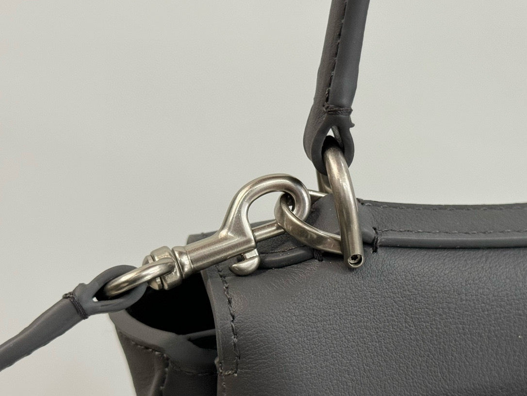 BLCG Rodeo Handbag 22x9.9x8.3cm