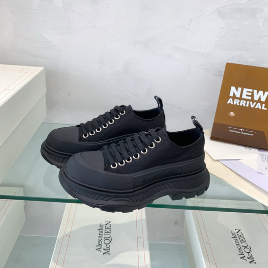 Alexander McQueen Sneakers