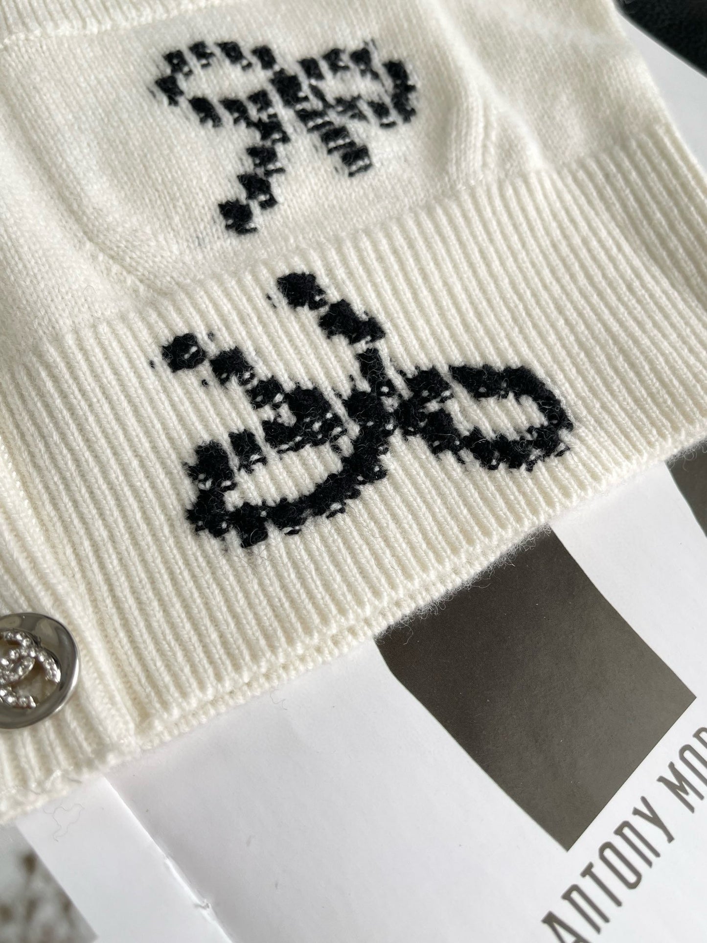 Chanel T-Shirt