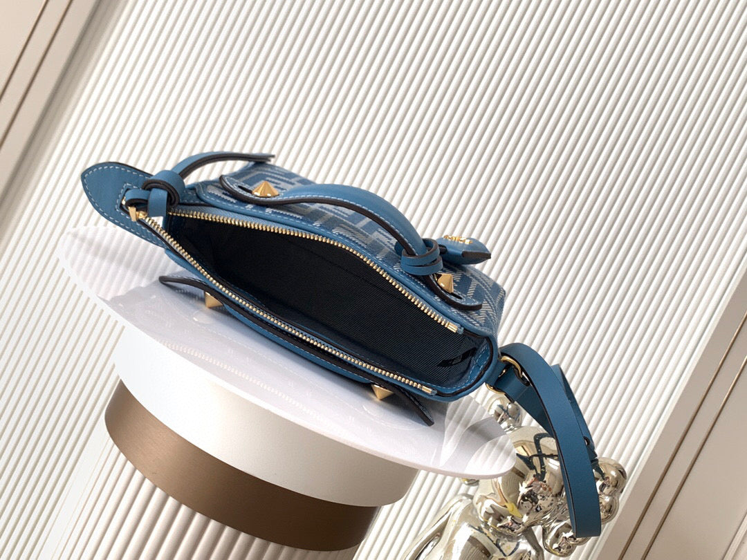 Fendi Sling bag (Mini)