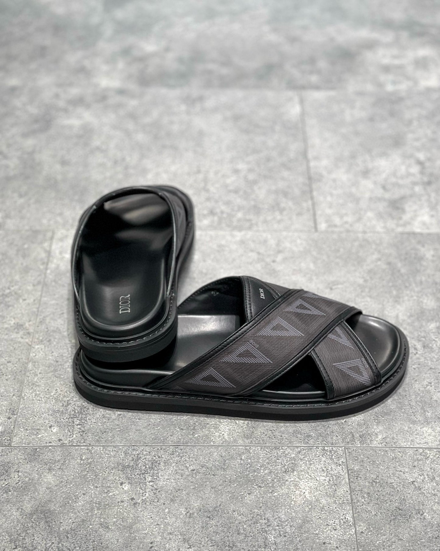 CD SANDALS