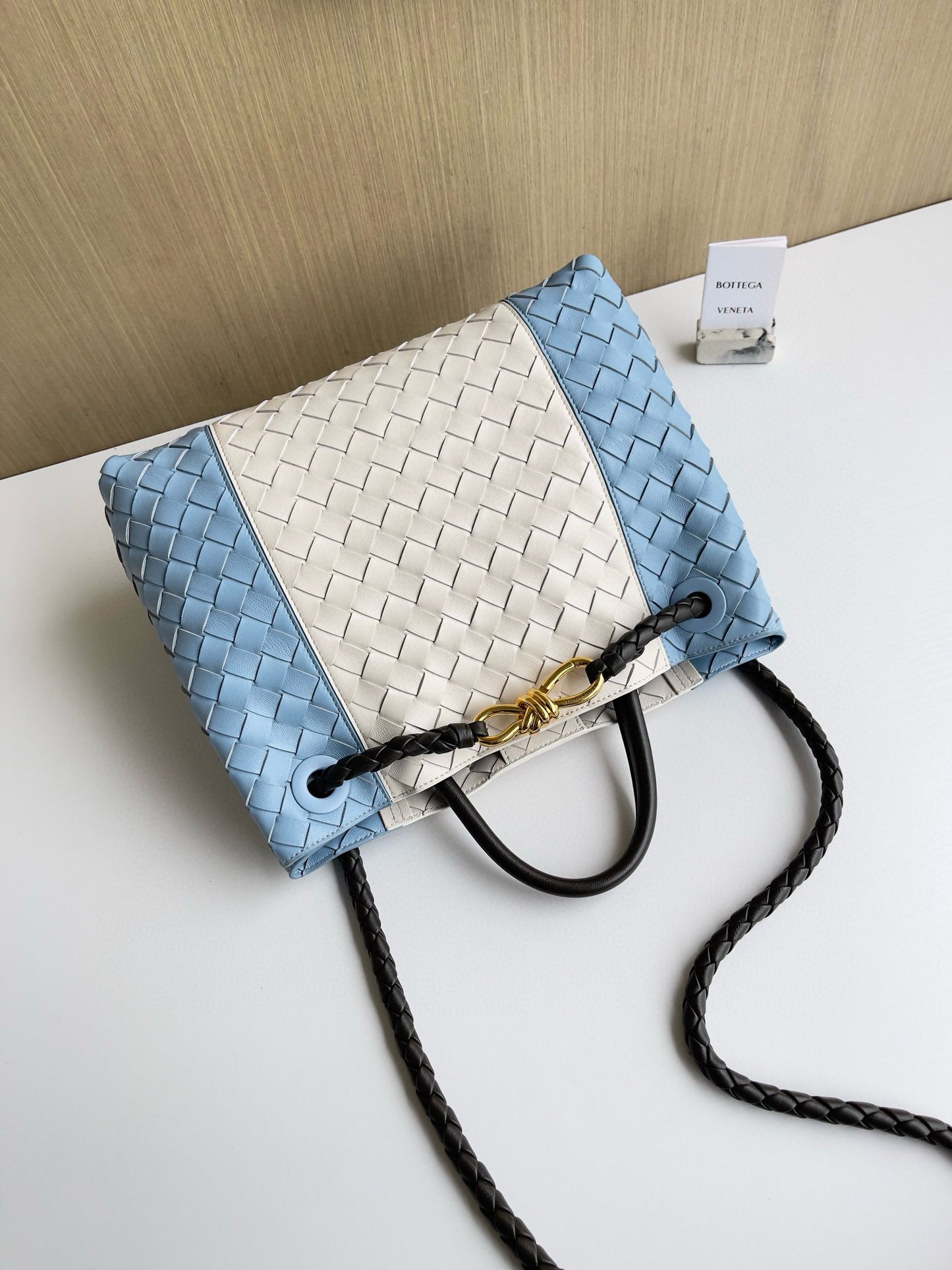 BV Andiamo Crossbody Bag