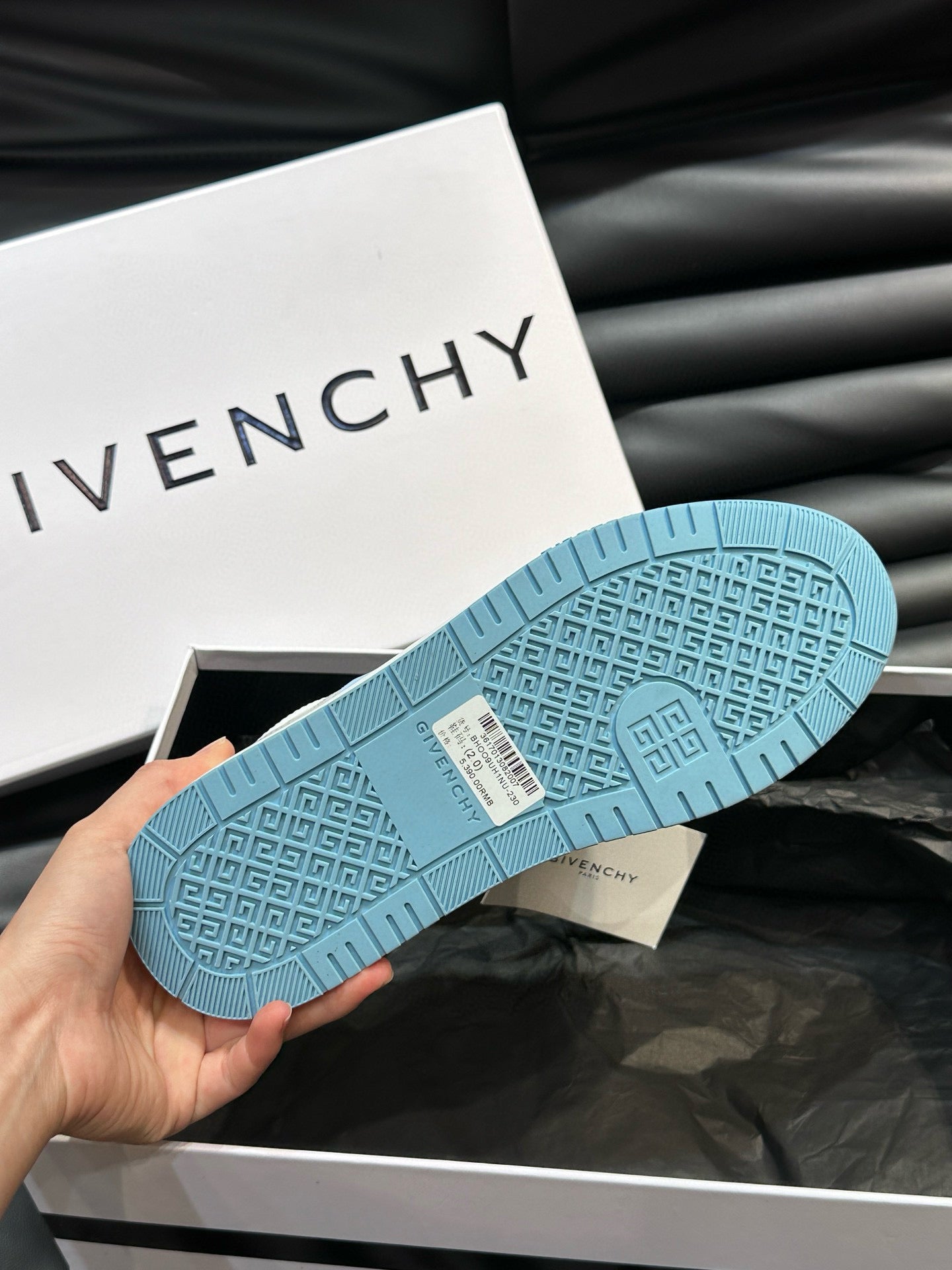 Givenchy Sneakers