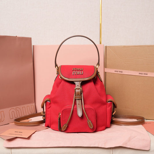 Miu Miu Backpack 22x18x11.5cm