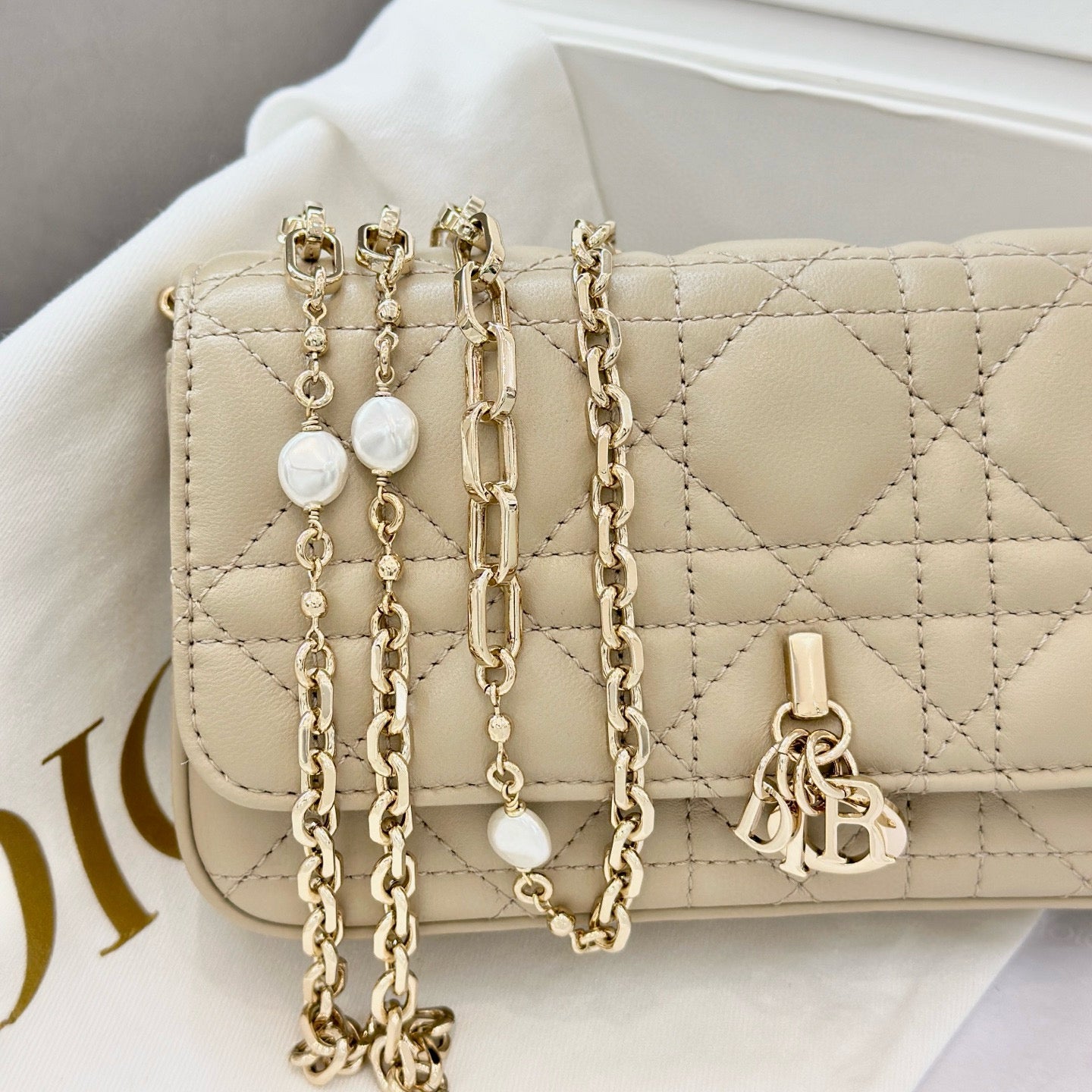 Dior WOC