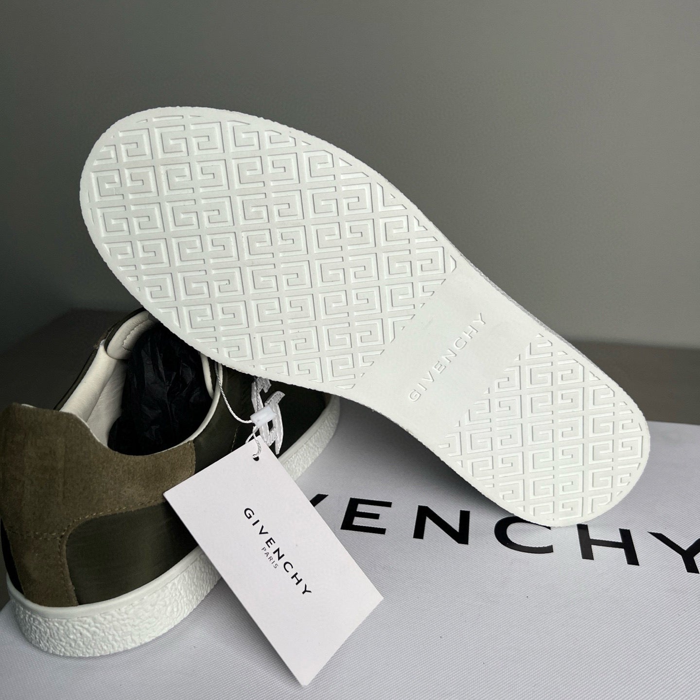 Givenchy Sneakers