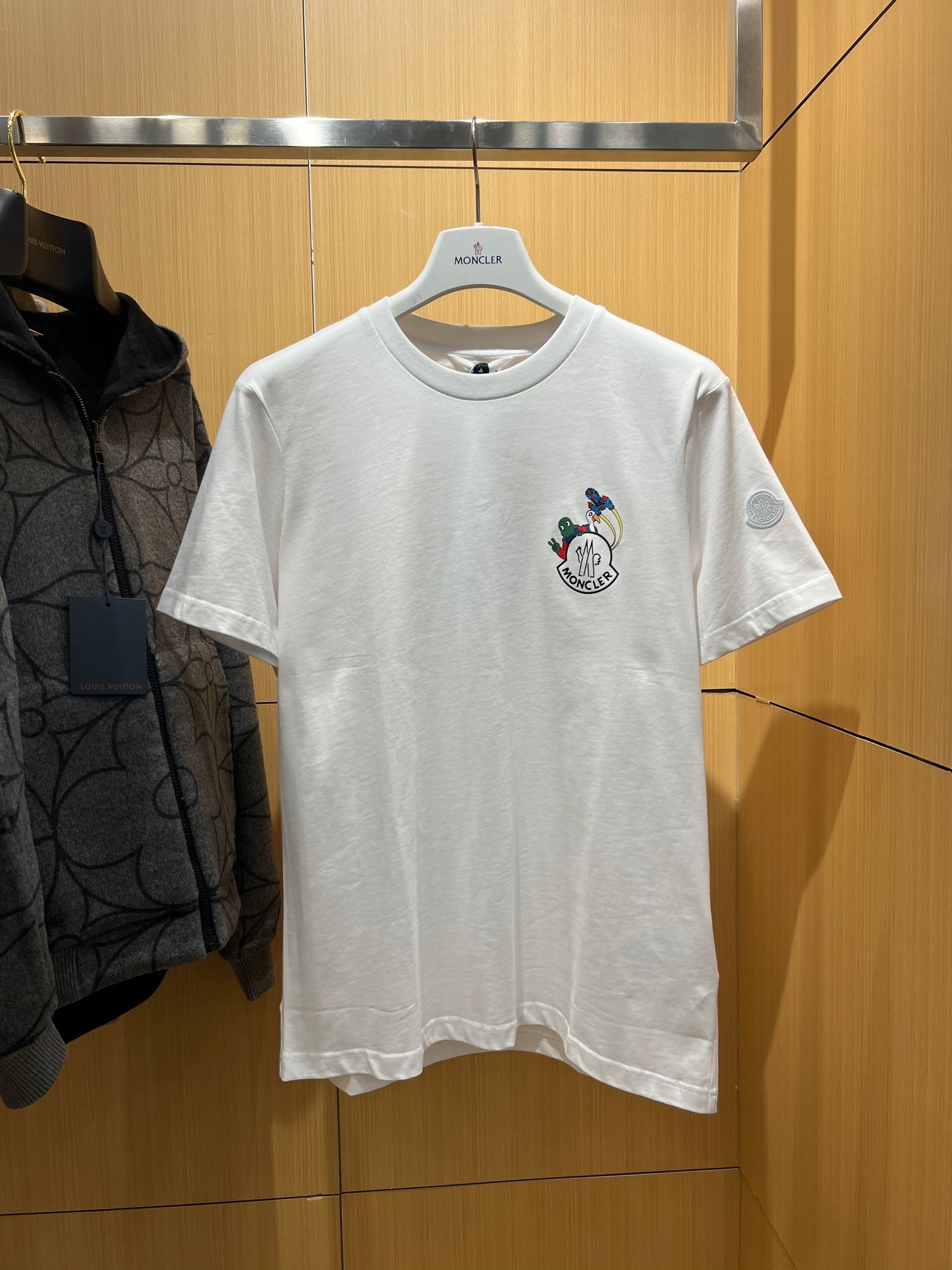 Moncler T-shirt
