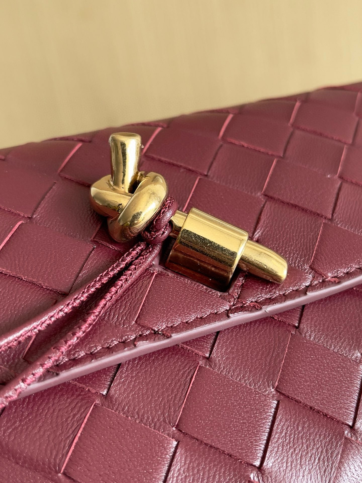 BV Andiamo Clutch Bag 21.5x13x4.5cm
