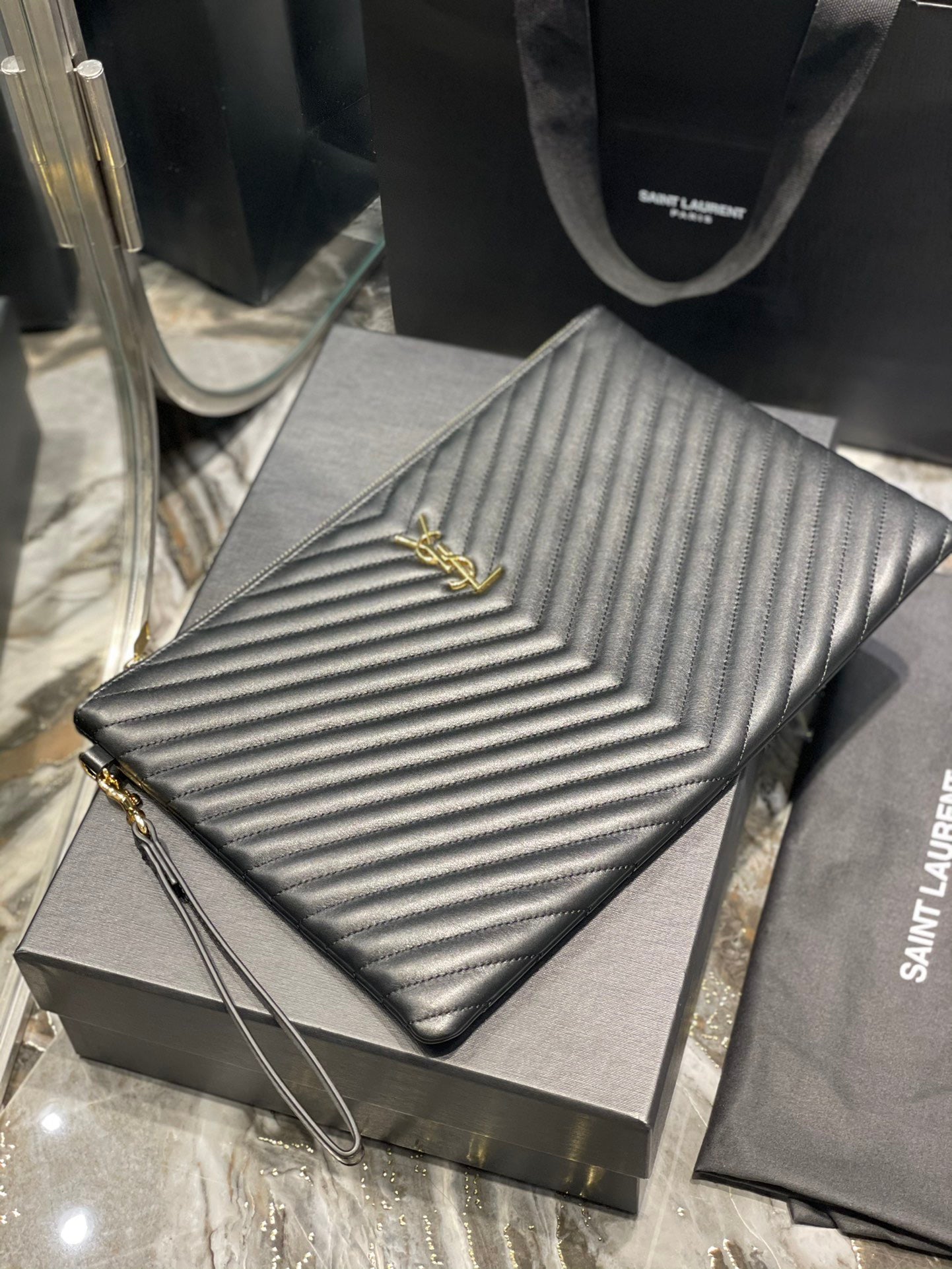 YSL Wallet 36x24.5x2.5cm
