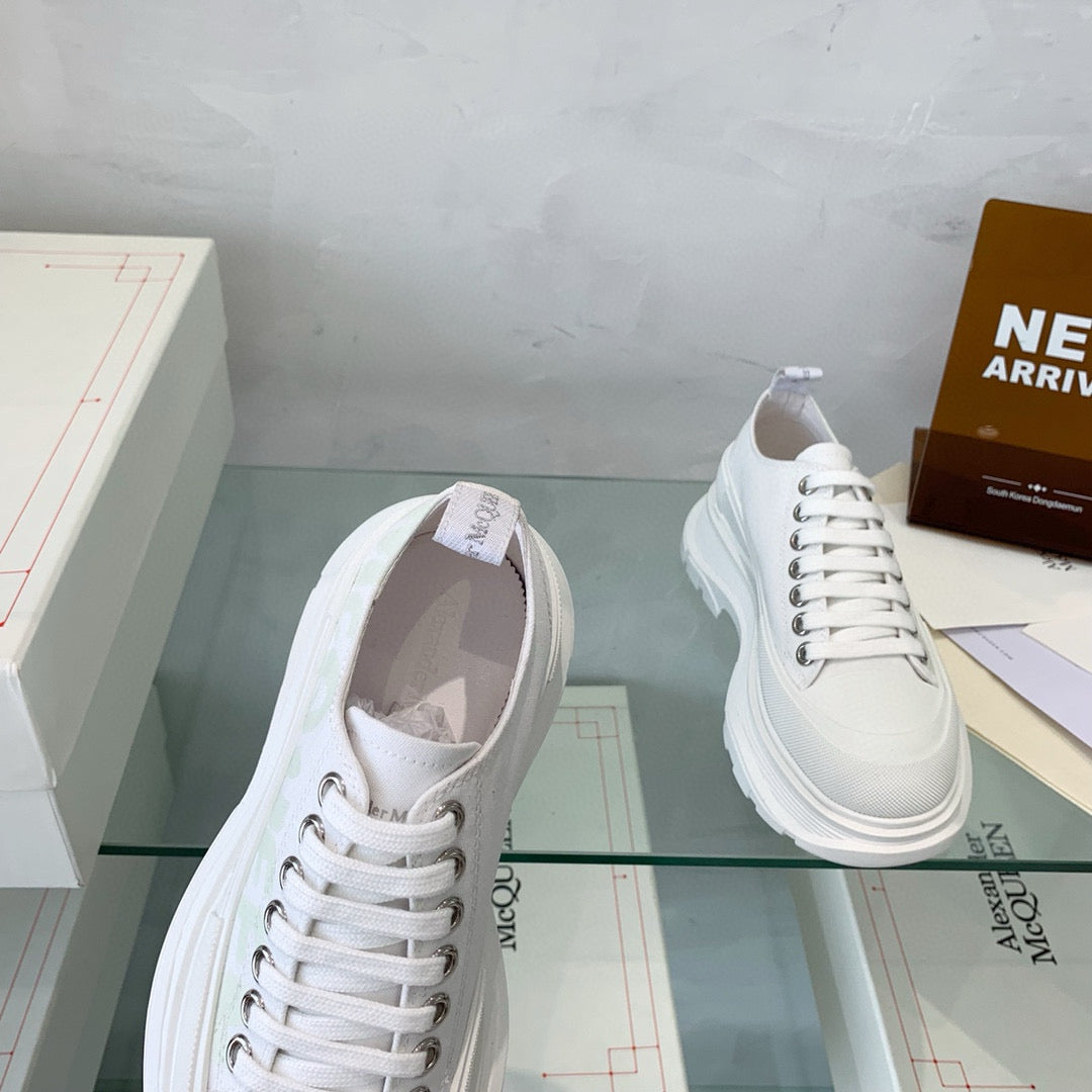 Alexander McQueen Sneakers