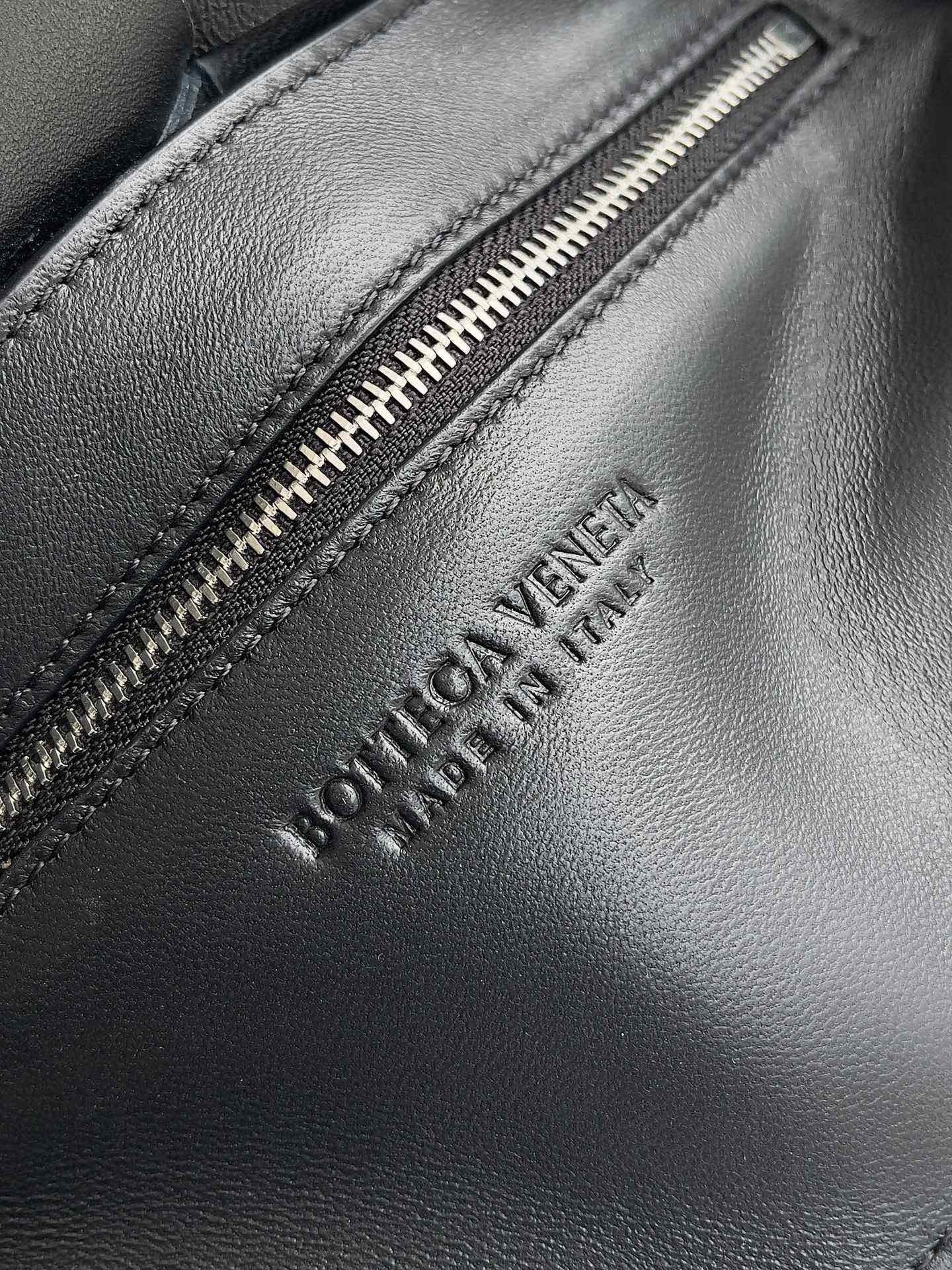 Bottega Veneta Cassette