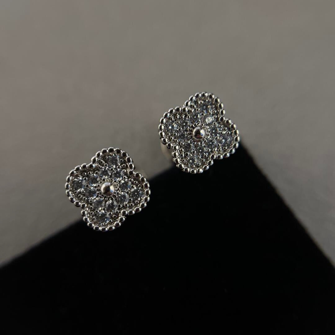 Van Cleef & Arpels Earrings