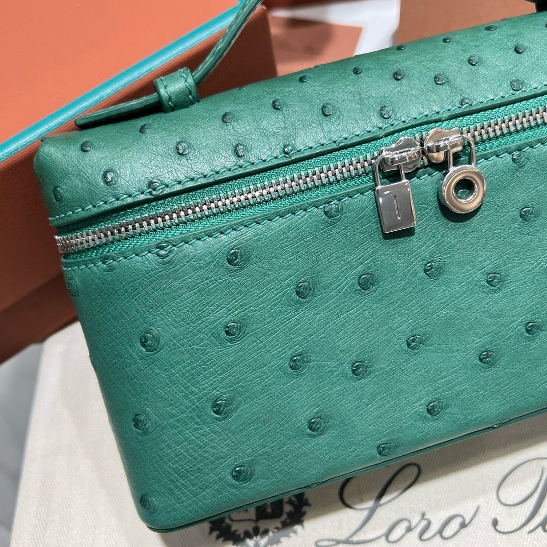 Loro Piana 19 Bag 19x7x12cm