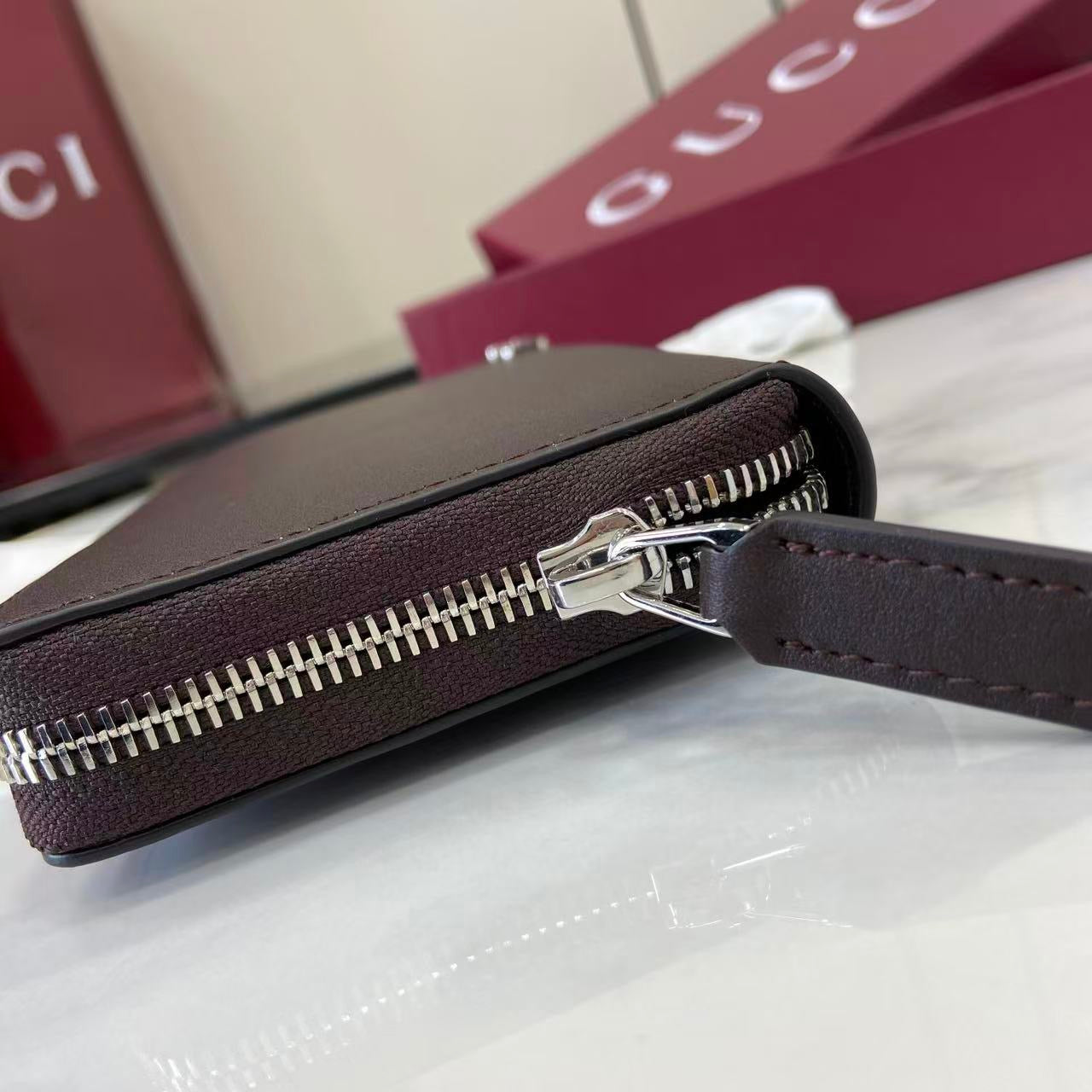 Gucci Long Zipped Wallet