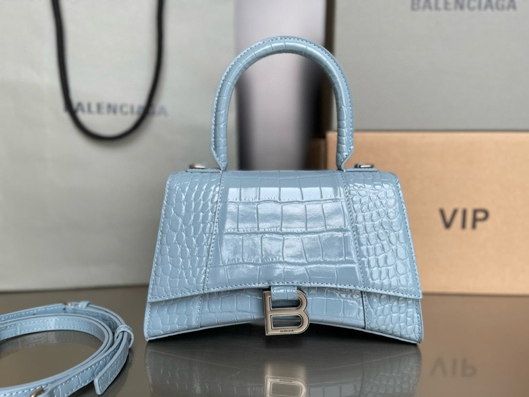 BLCG Hourglass Crocodile Top-handle Handbag
(23x10x24cm)