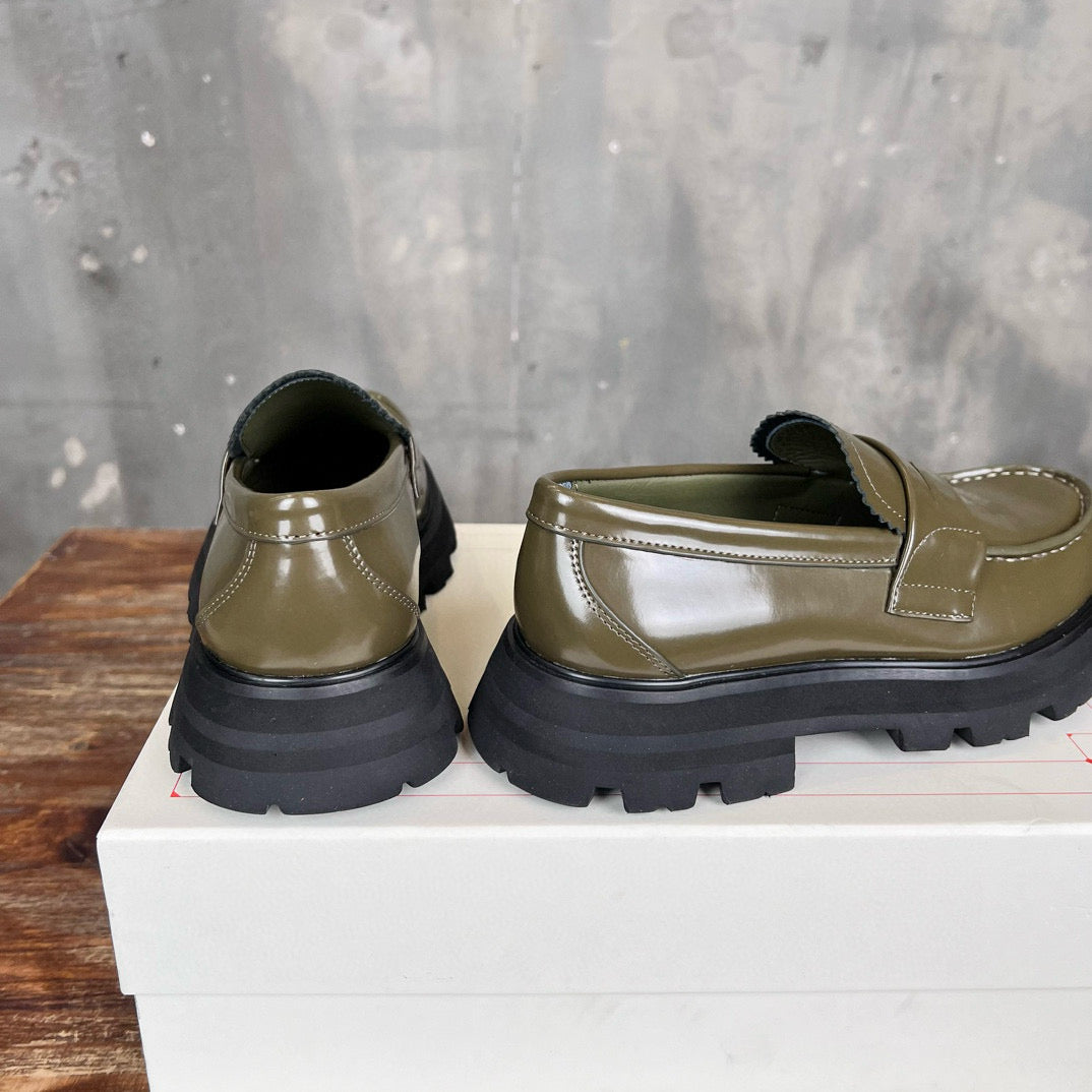 Alexander McQueen Loafer