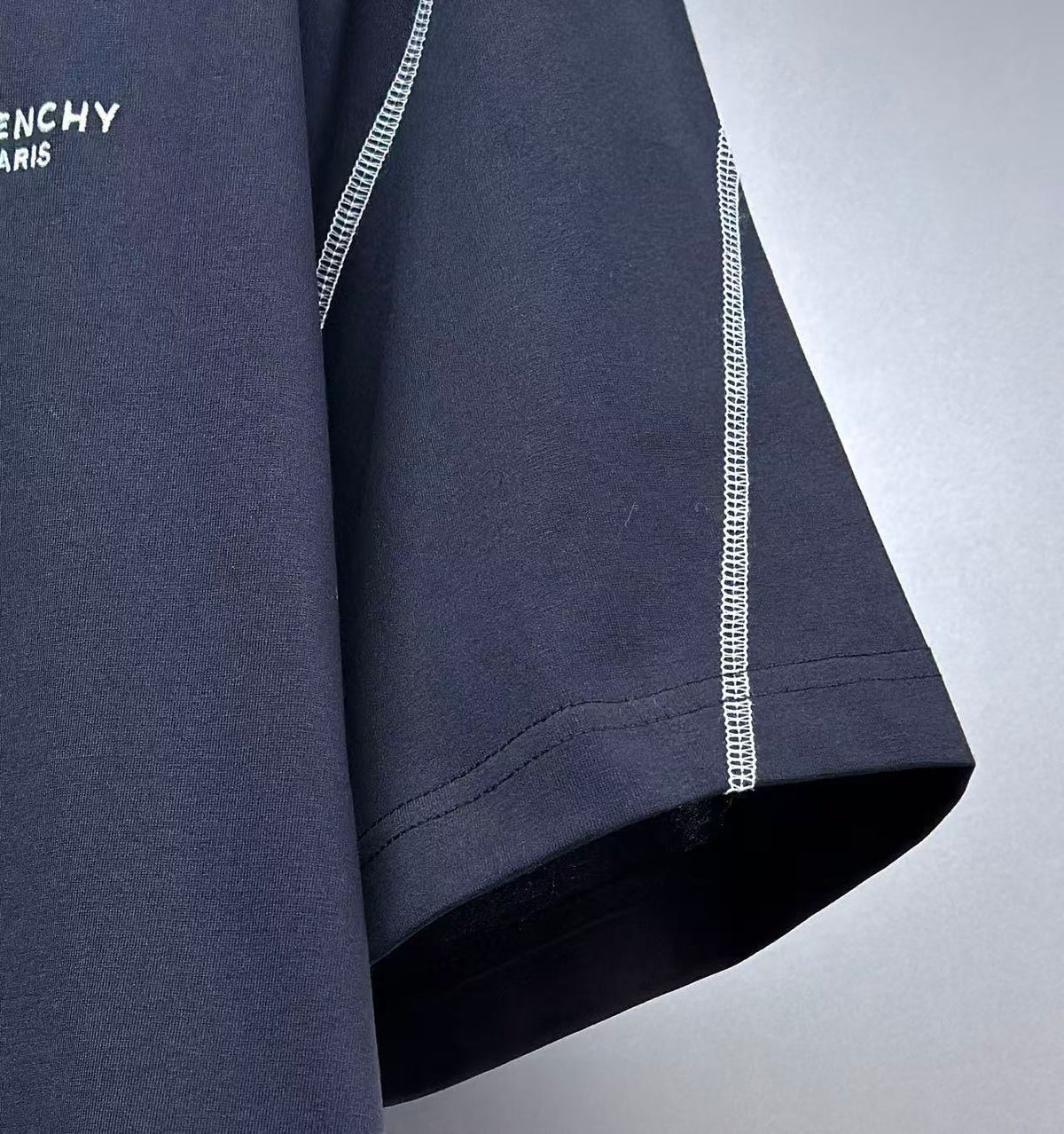 Givenchy T-Shirt