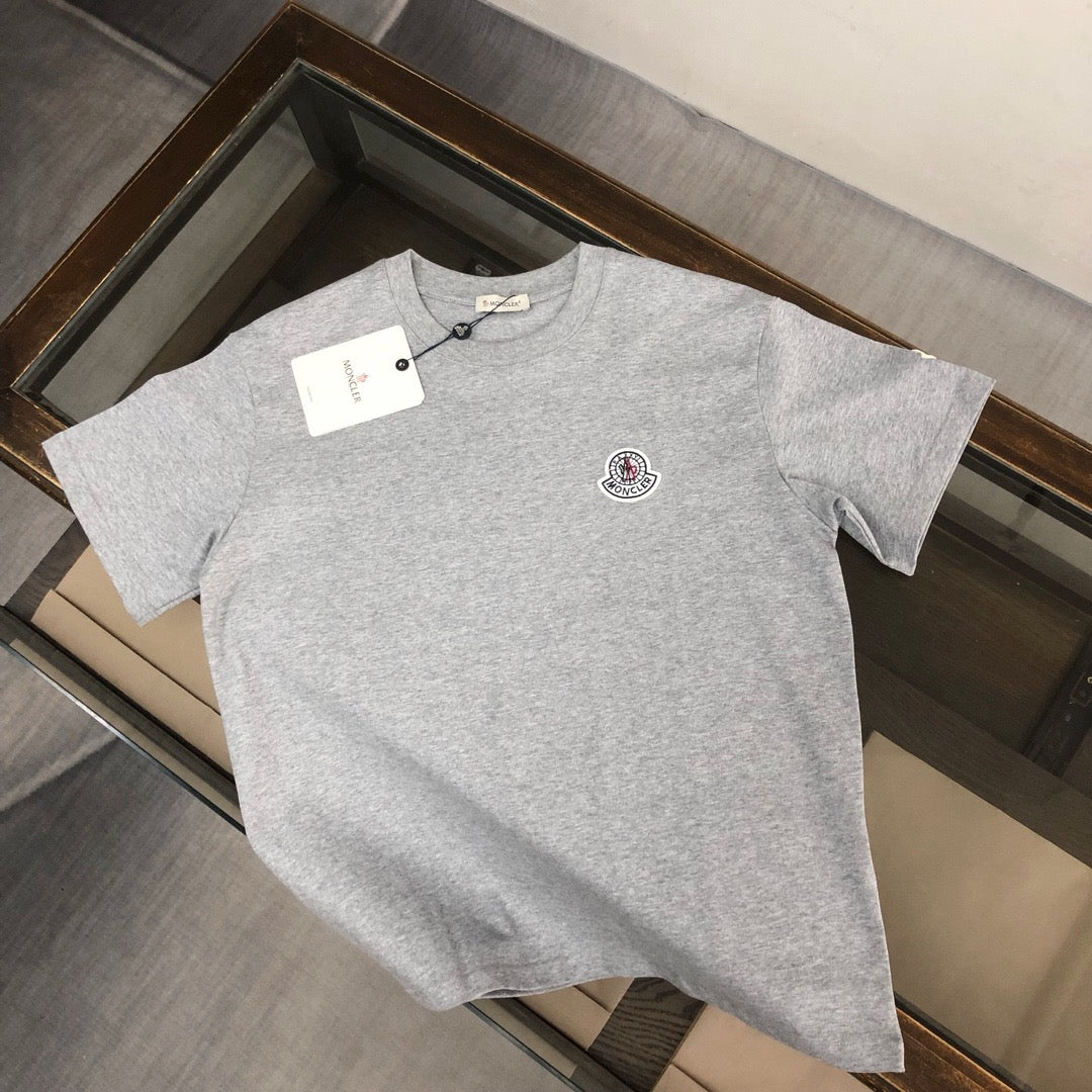 Moncler T-shirt