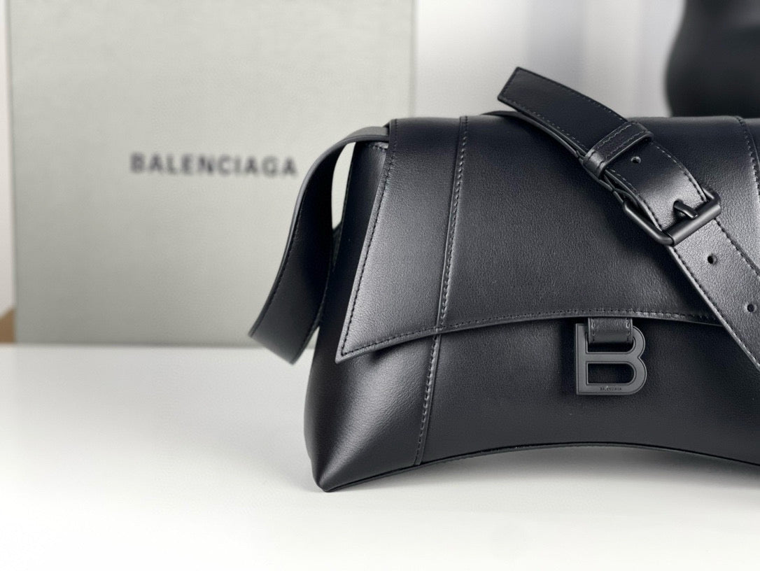 BLCG Downtown Leather Shoulder Bag