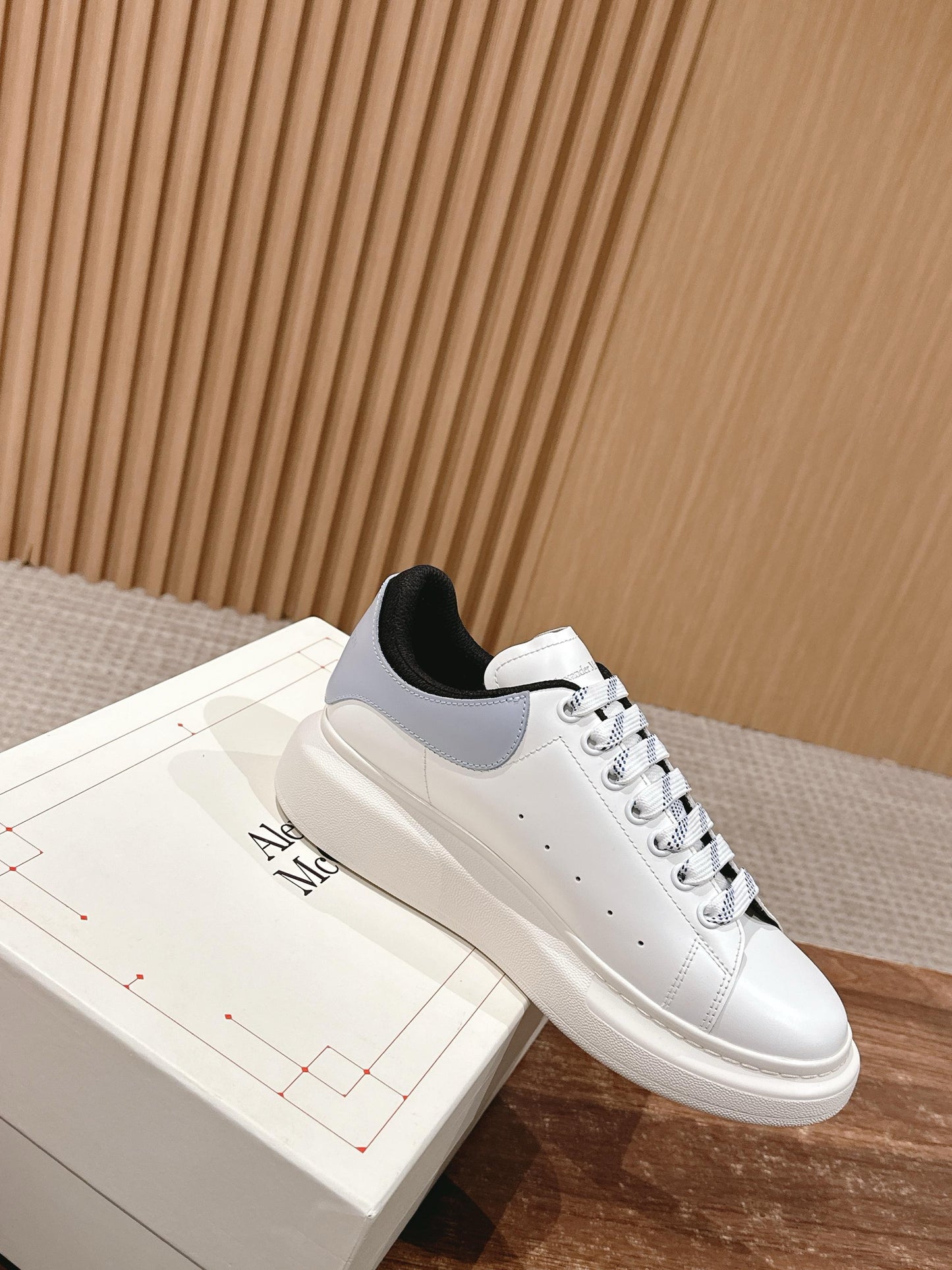 Alexander McQueen Sneakers