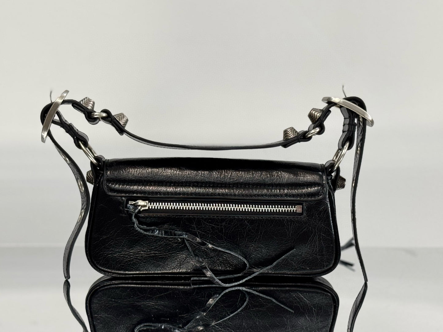 BLCG Le Cagole Sling Bag(22.8x12.9x4cm)