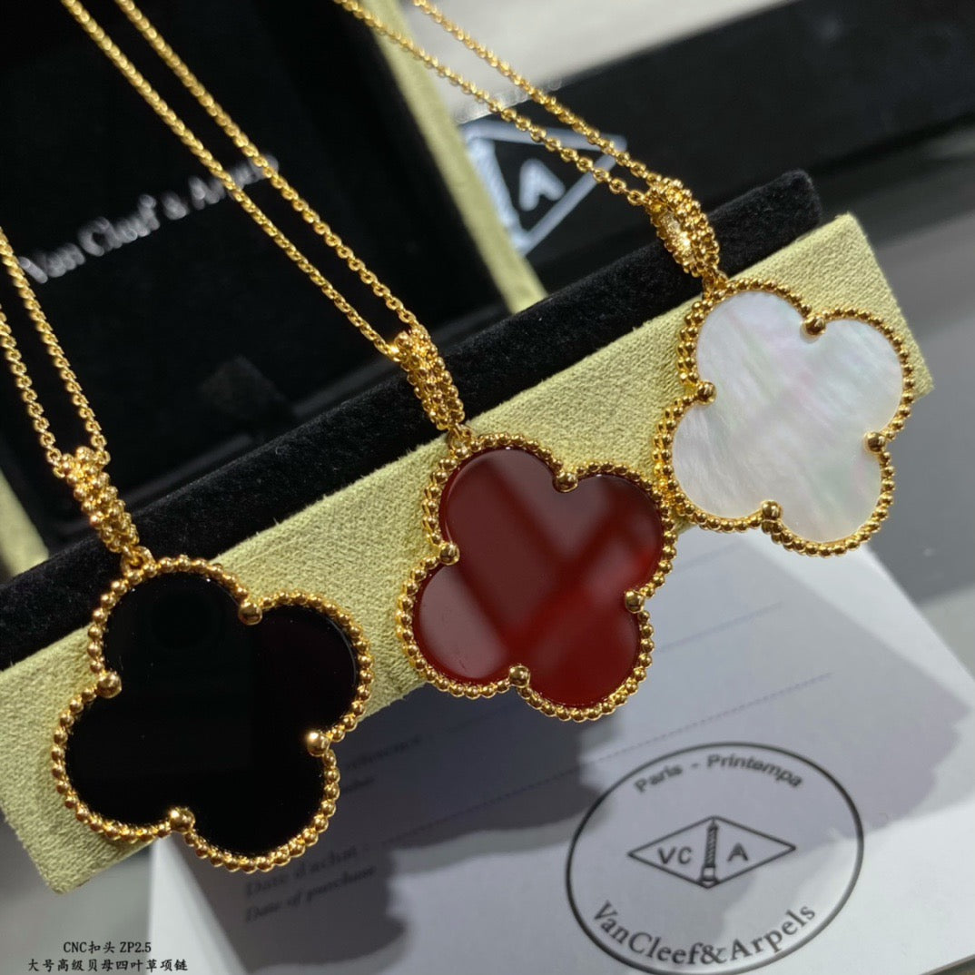 Van Cleef & Arpels Necklace