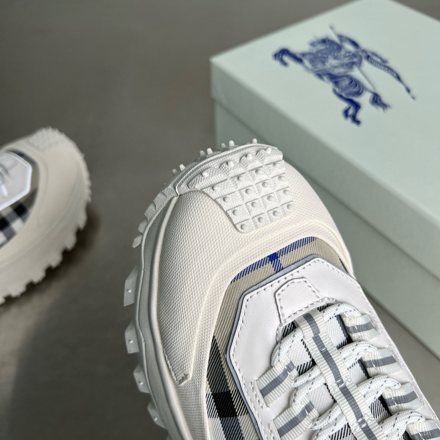Burberry Sneakers