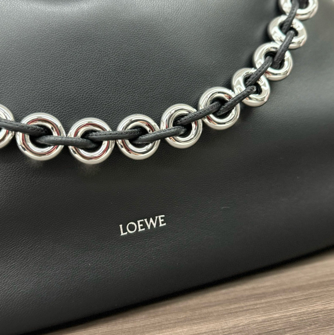 Loewe Flamenco