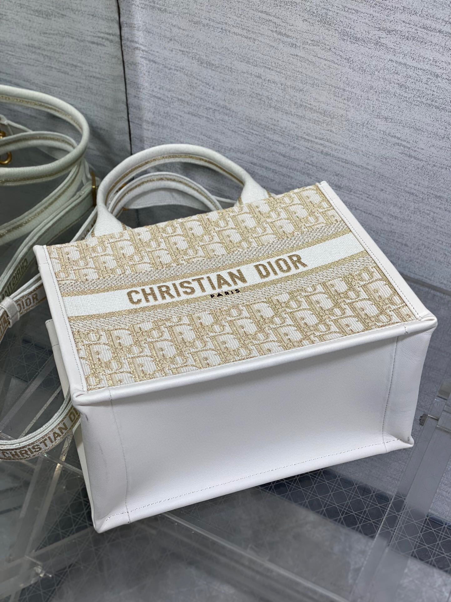 Dior Tote  26x12x21cm