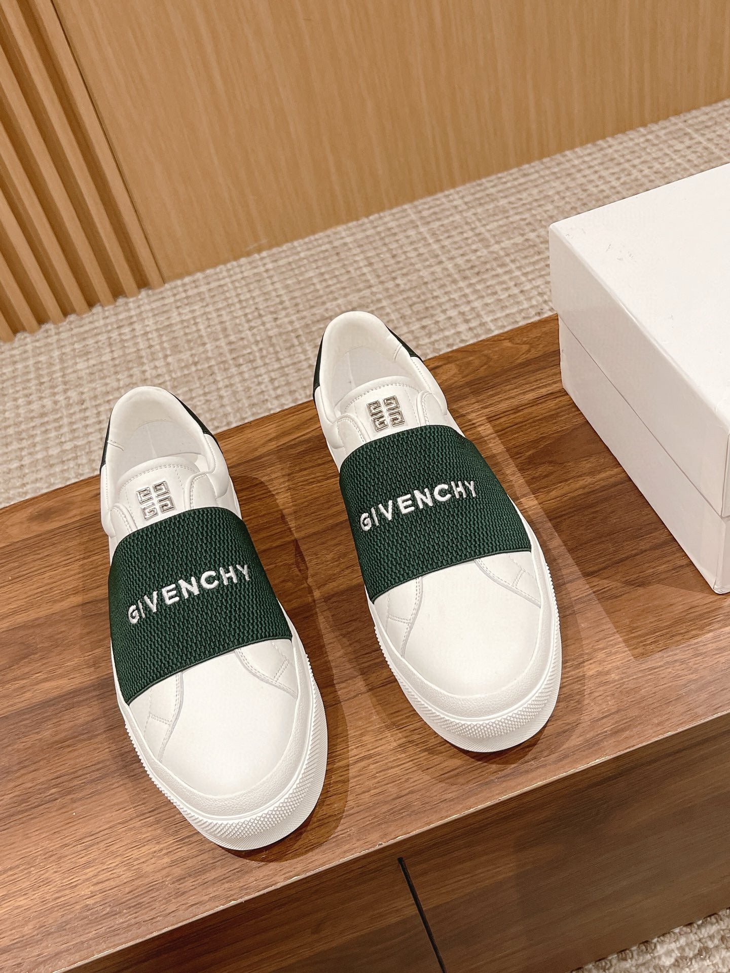 Givenchy Sneakers