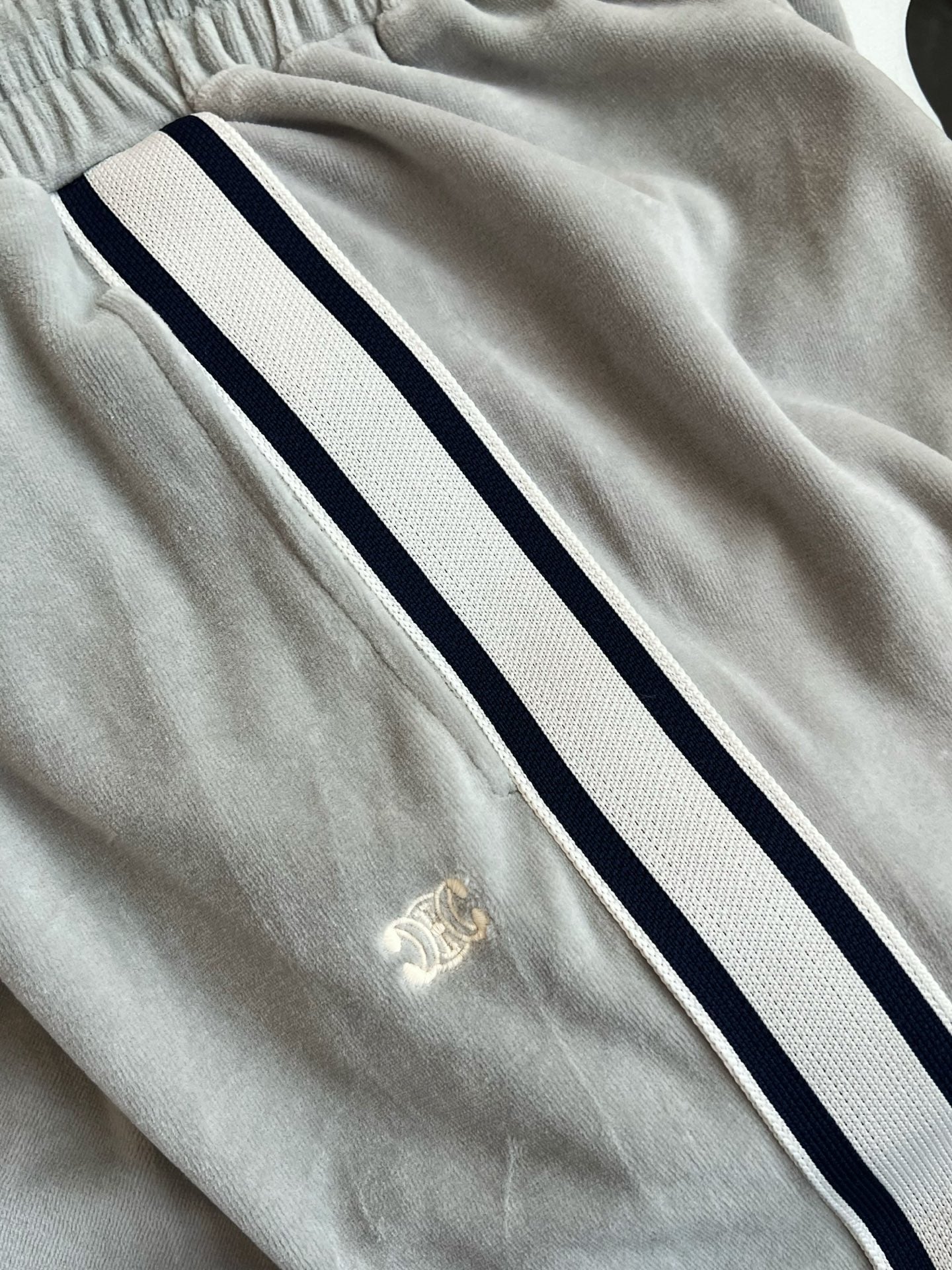 Celine Jogger