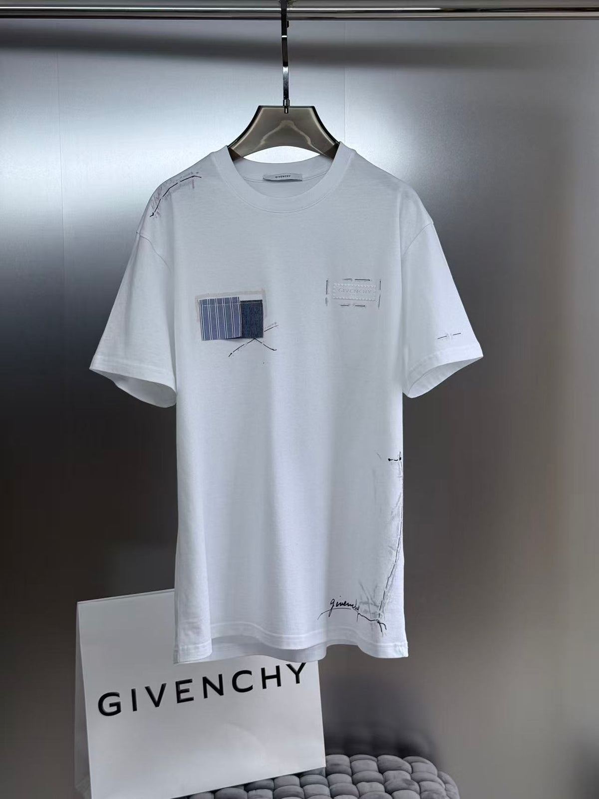 Givenchy T-Shirt