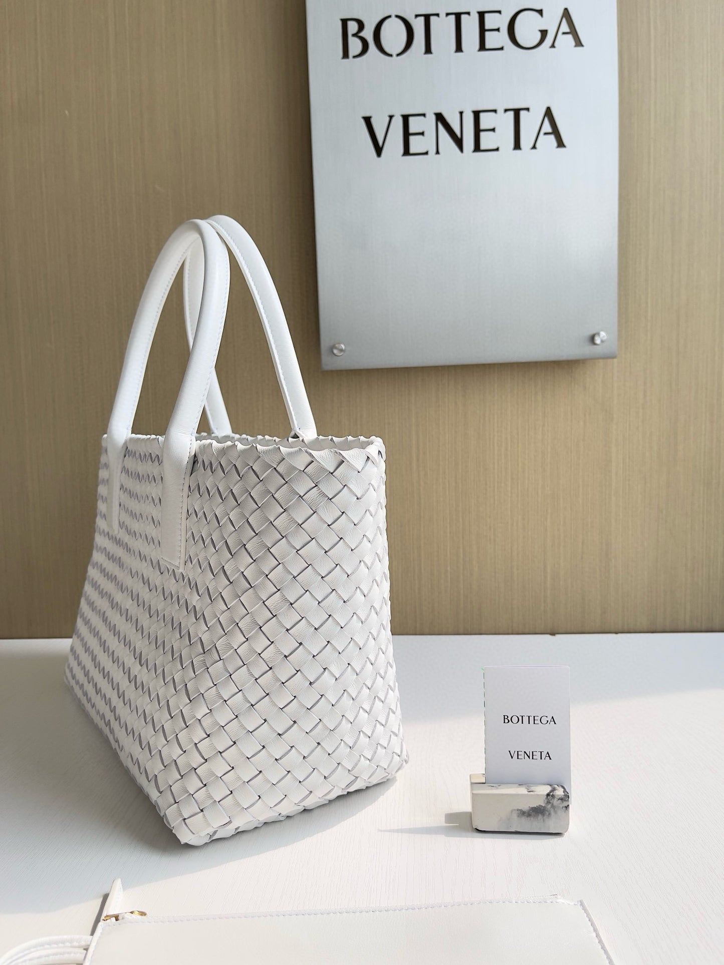 BV Cabat Tote Bag