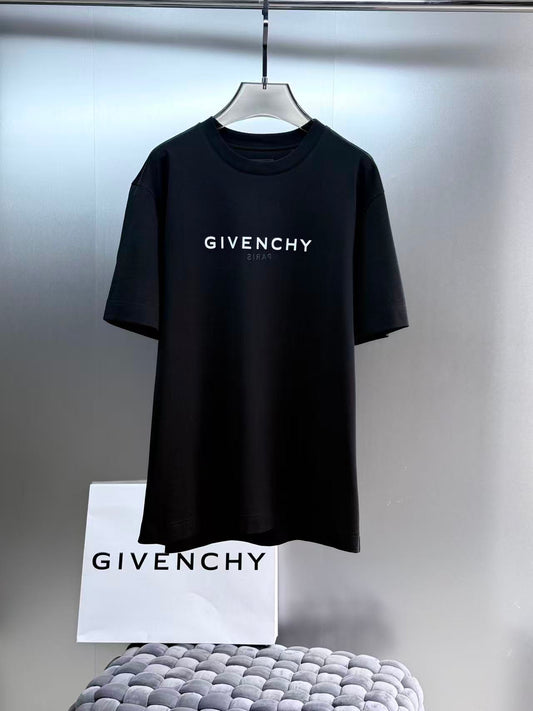 Givenchy T-Shirt