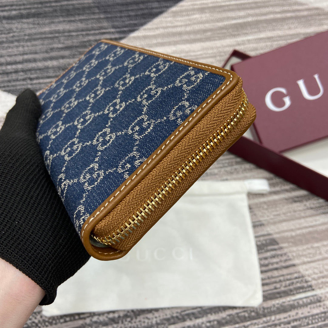 Gucci Long Zipped Wallet
