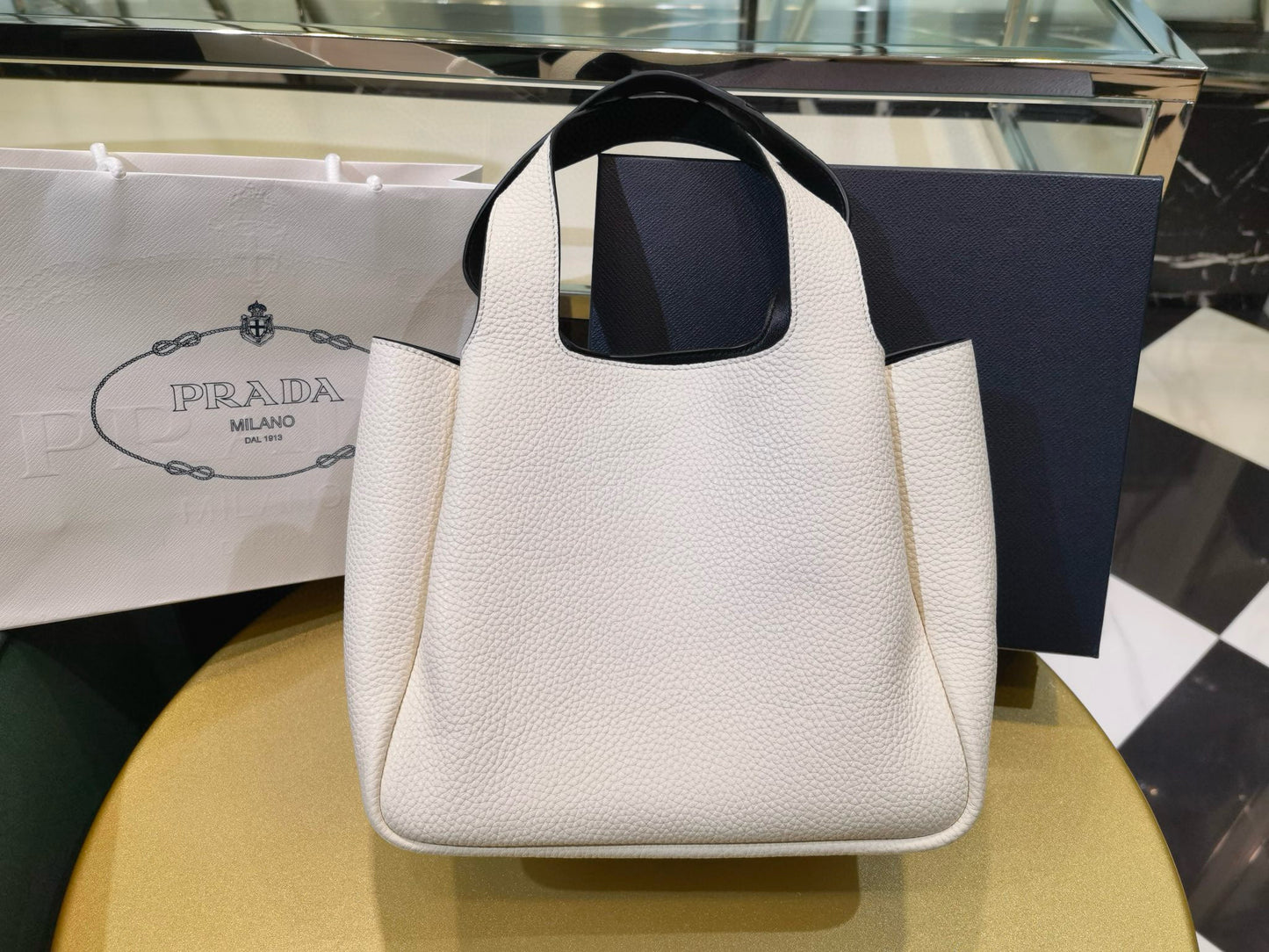 Prada Dynamique Tote Handbag