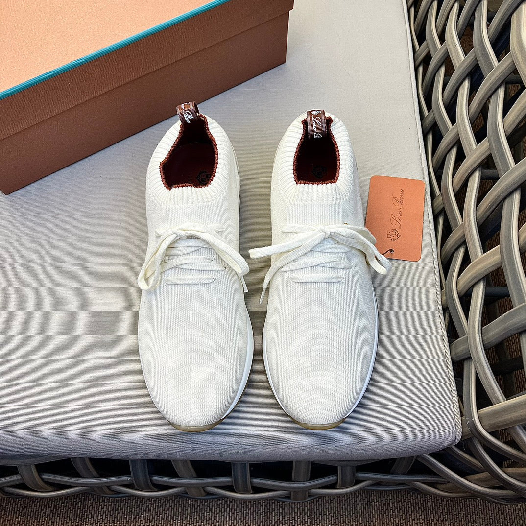 LP Sneakers