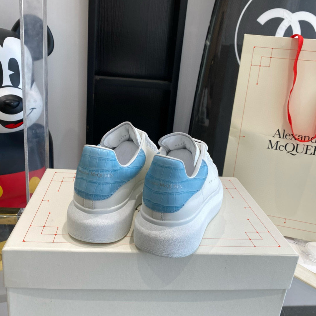 Alexander McQueen Sneakers
