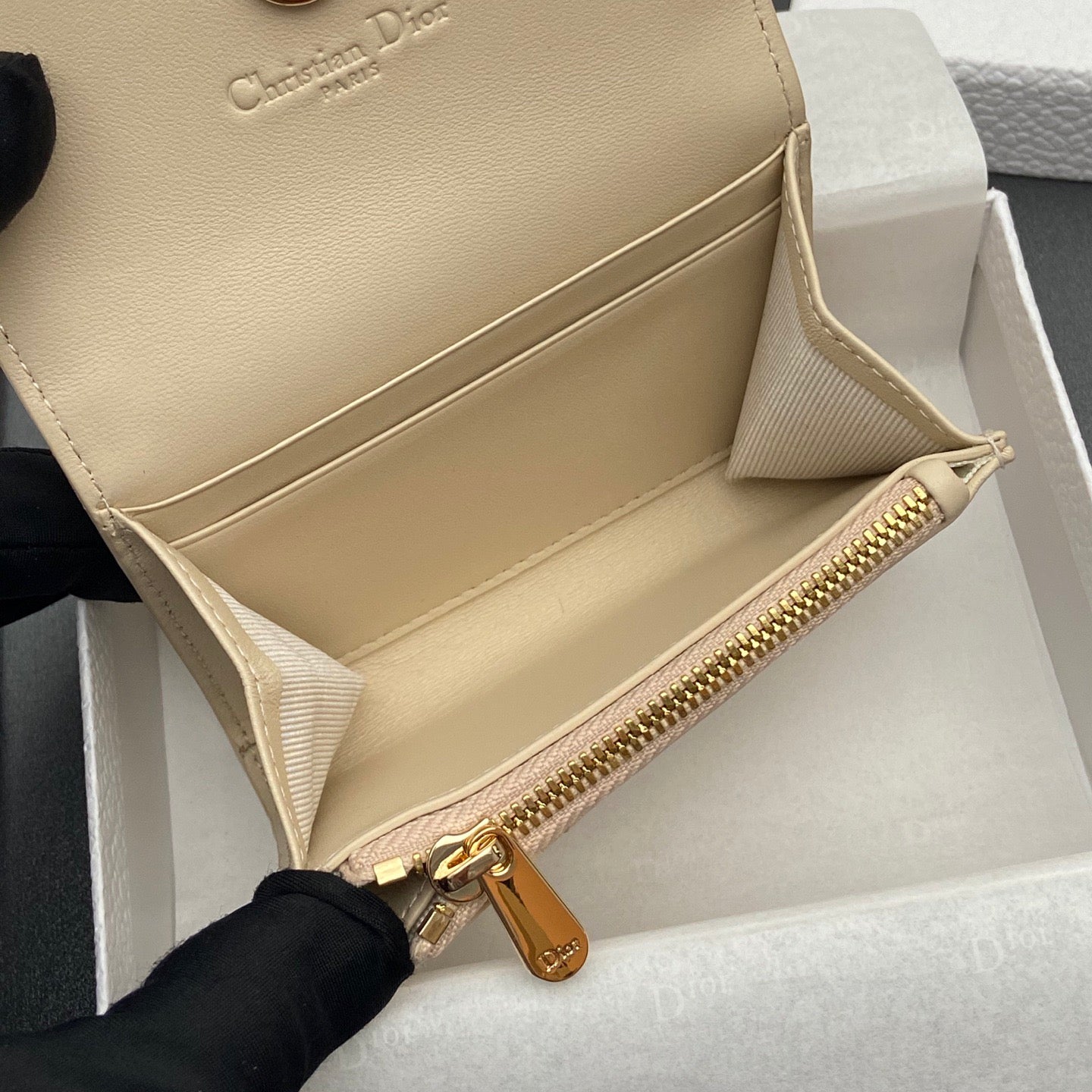 Dior Jolie Glycine Wallet