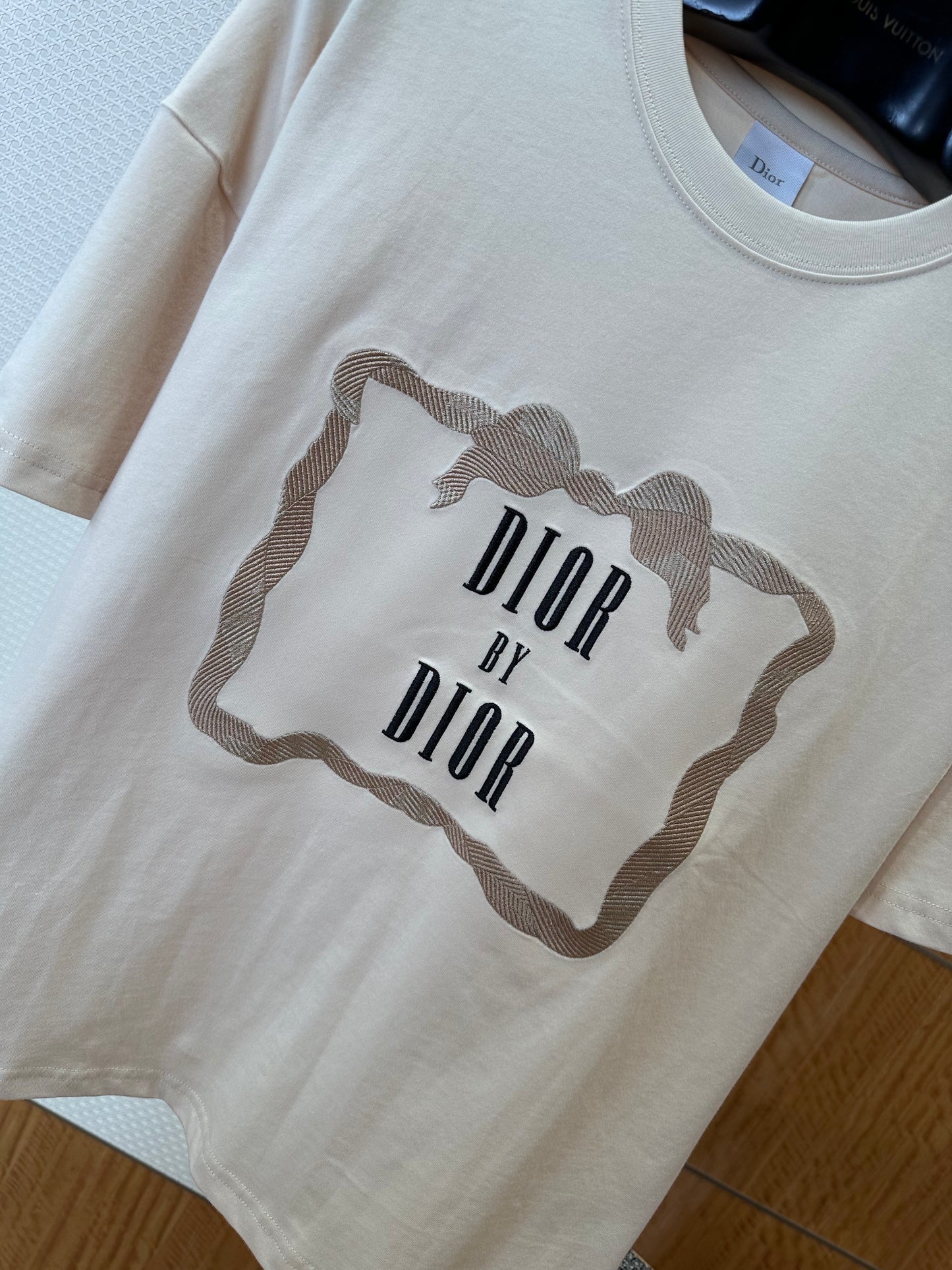 Dior T-shirt